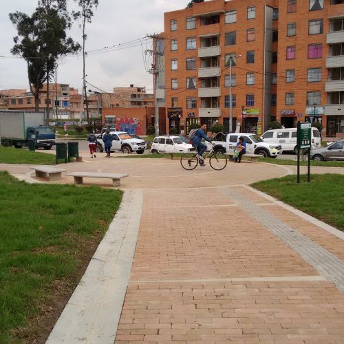Amoblamiento Parque Caracol