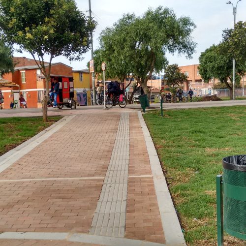 Sendero Peatonal Parque Caracol